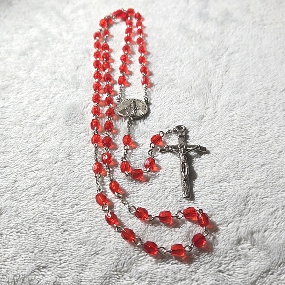 #319 RED Bead cross Rosary - Picture 2 of 5